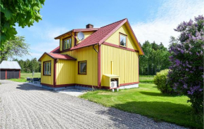 Two-Bedroom Holiday Home in Vanersborg in Vänersborg